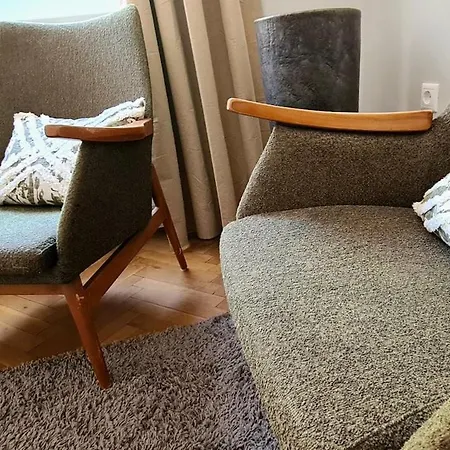 Apartment The Modern Antique